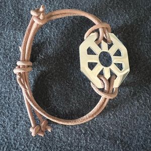 Tory Burch Leather Gold bracelet NWOT